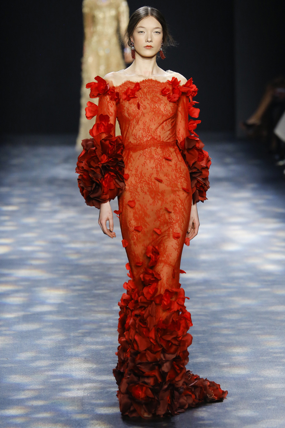 Marchesa-AW16-red-lace-overlay-rose-petal-sleeves