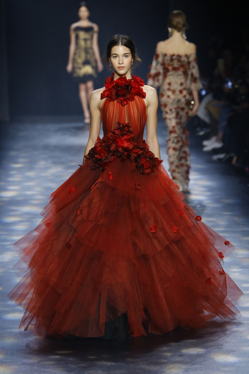 Marchesa-AW16-red-rose-layered-tulle-full-skirt-halter-gown